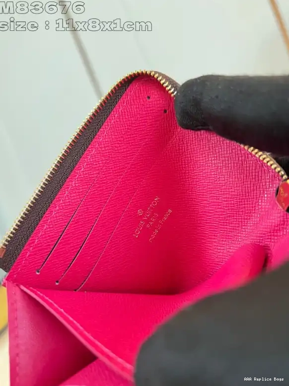 Aaa replica ru Compact Wallet-11*8.5*1.5CM Vuitton Noa Louis 0514